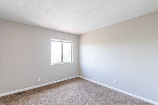 8218 Wooster Pike, 8218 - B (TH), Cincinnati, OH 45227