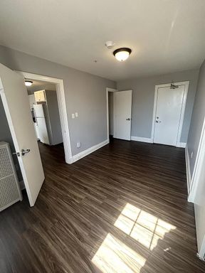 2075 Main Street, Unit 11, Buffalo, NY 14208