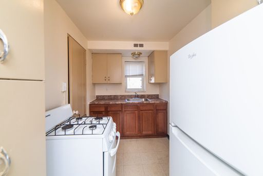 3541 Laketon Road - Unit B6, Pittsburgh, PA 15235