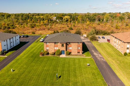 6367 Robinson Rd			, Lockport, NY 14094