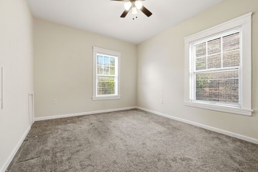 11117 Clifton Blvd #8, Cleveland, OH 44102