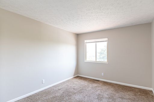 8218 Wooster Pike, 8218 - B (TH), Cincinnati, OH 45227