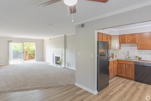 8206 Wooster Pike, 8206 - C, Cincinnati, OH 45227