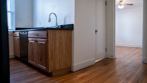 101 Central Square - Unit 09, Mt. Lebanon, PA 15228