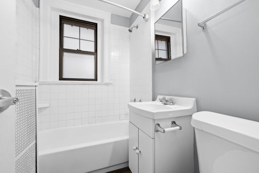 2075 Main Street, Unit 4, Buffalo, NY 14208