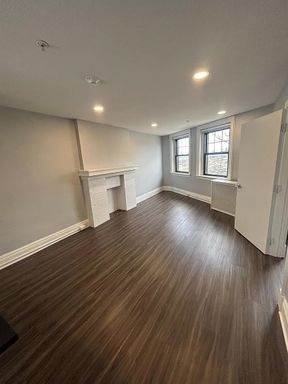 2075 Main Street, Unit 11, Buffalo, NY 14208