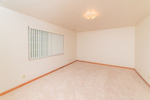 300 Craigdell Road - Unit 210, New Kensington, PA 15068