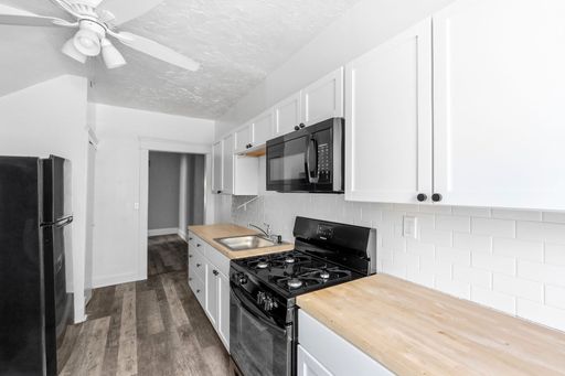 11009/11011 Clifton Blvd, Cleveland, OH 44102