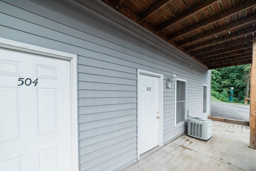 1201 Pinnacle Heights Drive , Morgantown, WV 26508