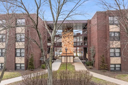 455 4th Street Apt 455, Beaver, PA 15009