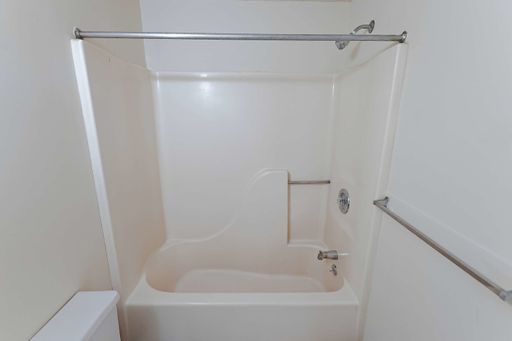 6371 Robinson Rd #22, Lockport, NY 14094