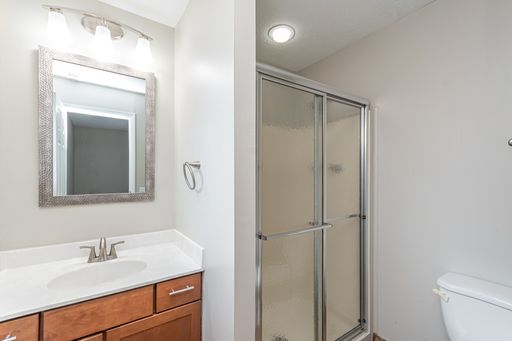 8194 Wooster Pike, 8194 - A, Cincinnati, OH 45227