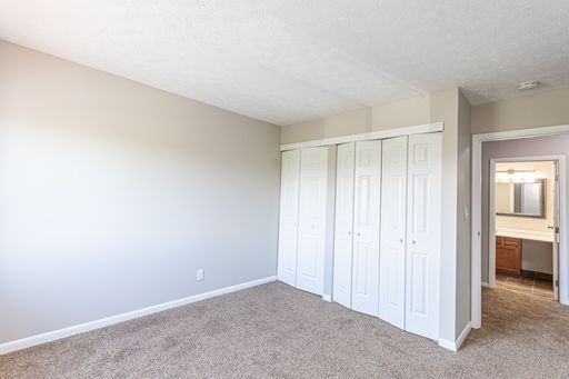 8218 Wooster Pike, 8218 - B (TH), Cincinnati, OH 45227