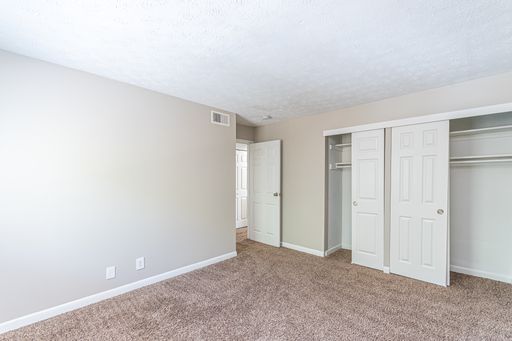 8194 Wooster Pike, 8194 - A, Cincinnati, OH 45227