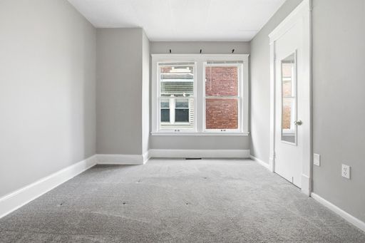 11009/11011 Clifton Blvd, Cleveland, OH 44102