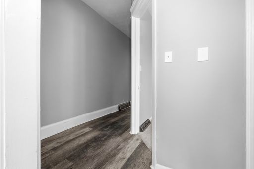 11009/11011 Clifton Blvd, Cleveland, OH 44102