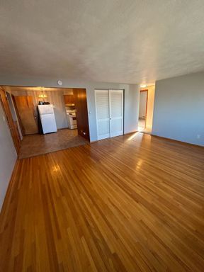 574 South Transit, 06, Lockport, NY 14094