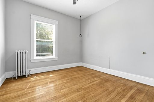 11003 Clifton Blvd, Cleveland, OH 44102