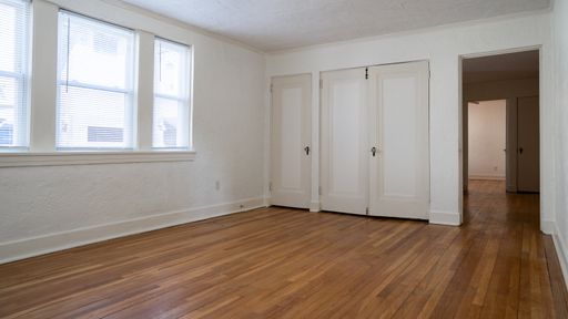 101 Central Square - Unit 09, Mt. Lebanon, PA 15228