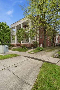 11027 Clifton Blvd, Cleveland, OH 44102