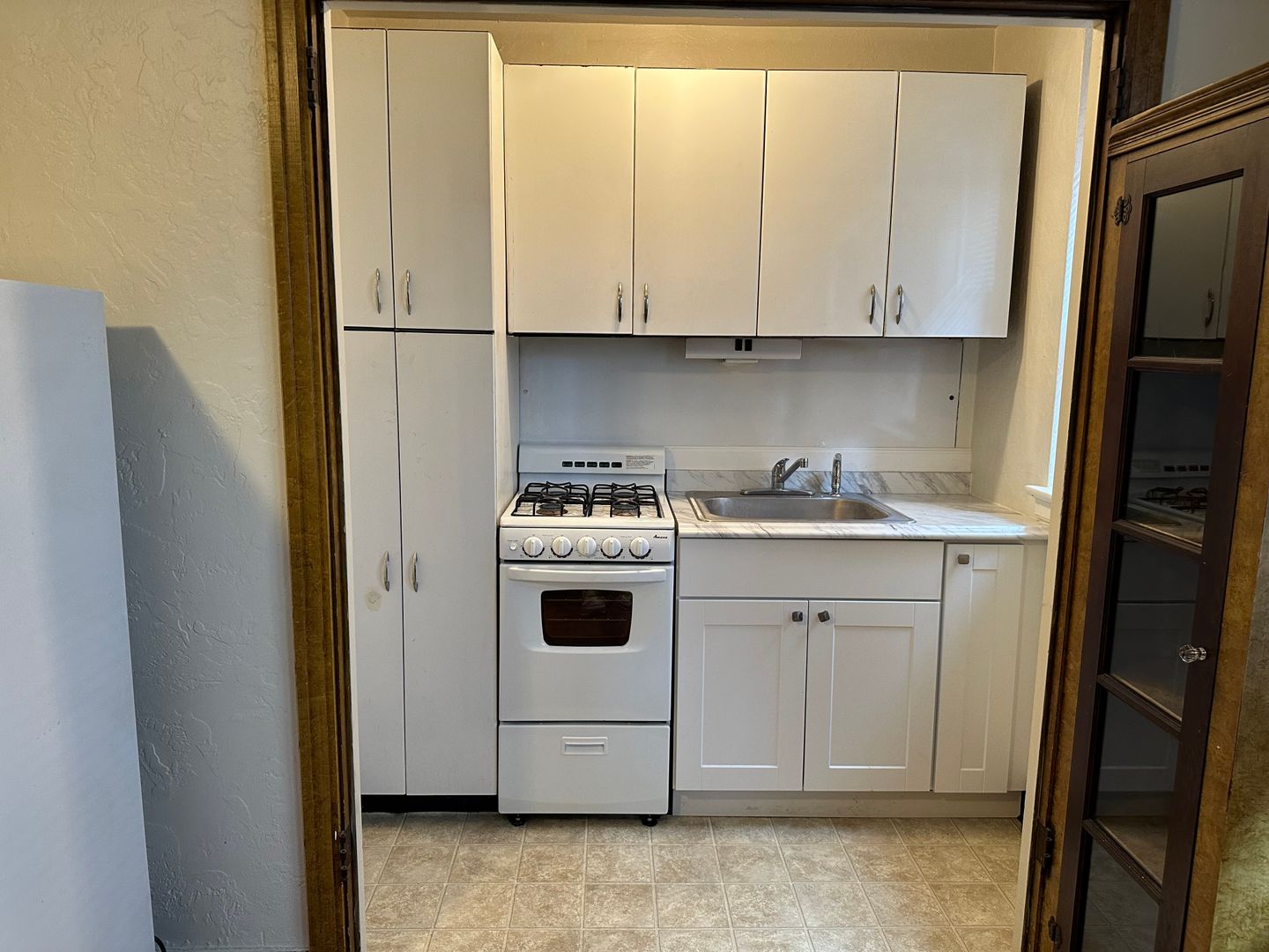 Pittsburgh Apartment: 44, 50-60 Academy Avenue
