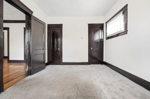 11117 Clifton Blvd #8, Cleveland, OH 44102