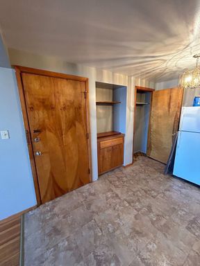 574 South Transit, 06, Lockport, NY 14094