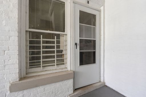 11003 Clifton Blvd, Cleveland, OH 44102