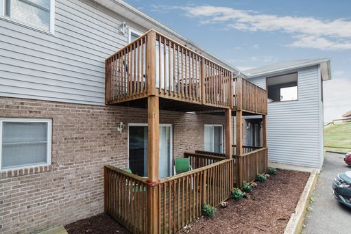 100-1400 Pinnacle Heights Drive, Morgantown, WV 26505