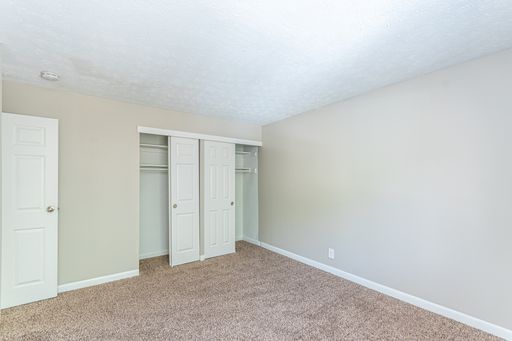 8194 Wooster Pike, 8194 - A, Cincinnati, OH 45227
