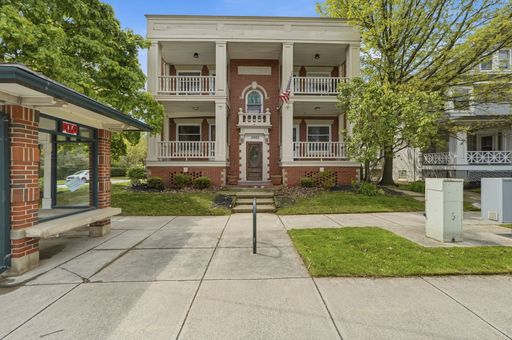 11003 Clifton Blvd, Cleveland, OH 44102