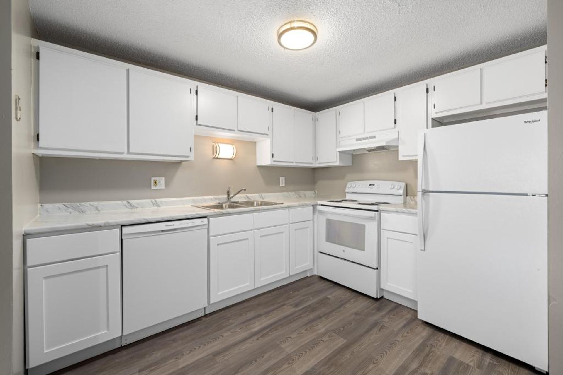 Lockport Apartment: 6371 Robinson Rd; 6578-6592 Dysinger Road