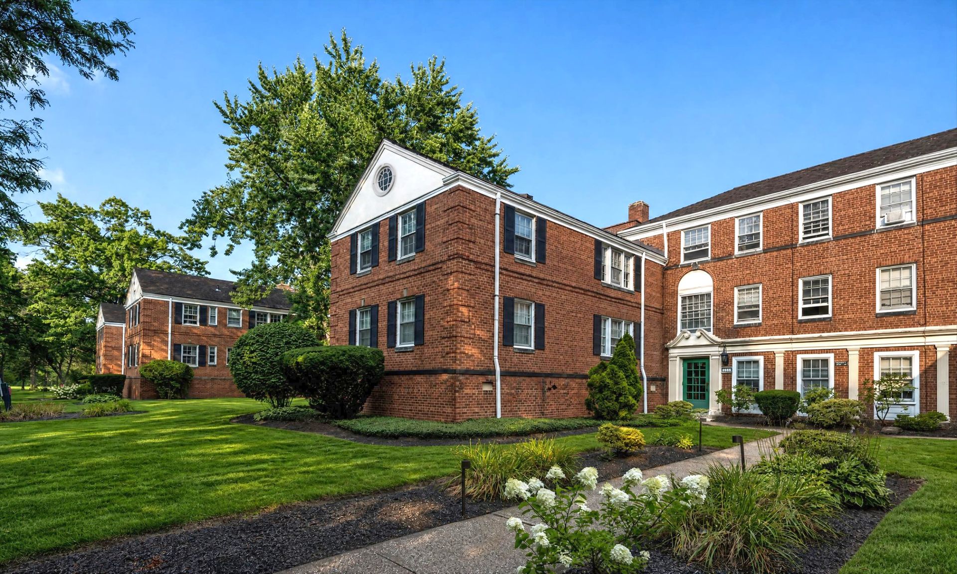 Shaker Heights Apartment: 2523-2579 North Moreland