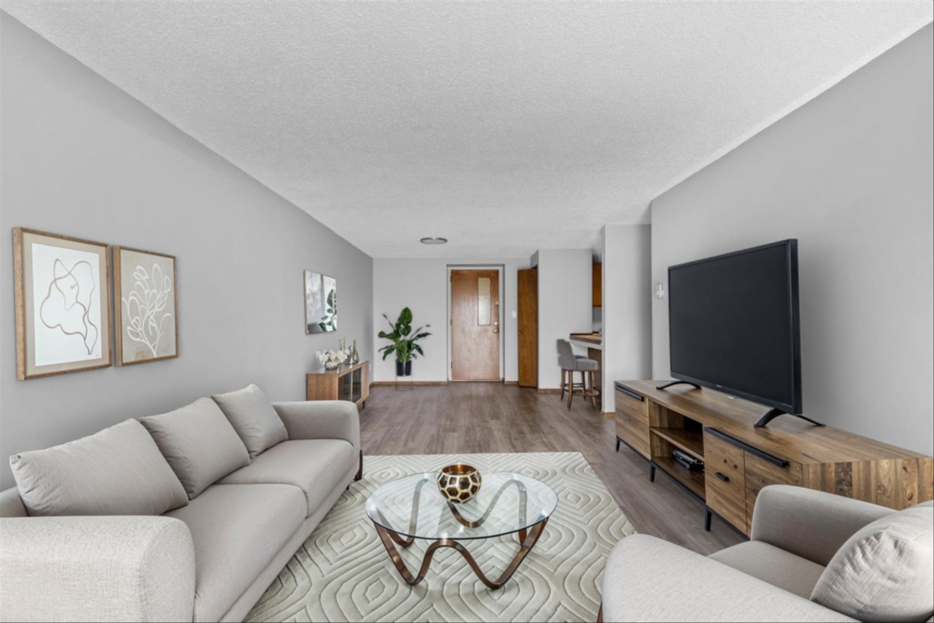 Tonawanda Apartment: 296 Main Street