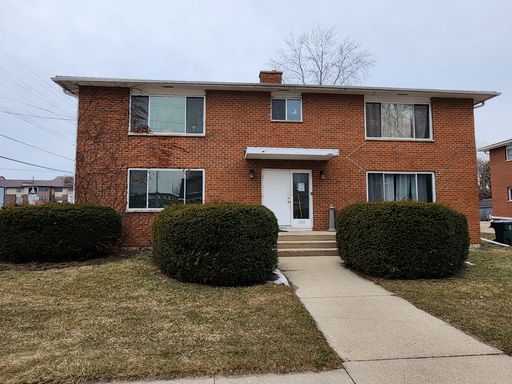 Spacious Two Bedroom - $300 Move-in Credit – photo 1