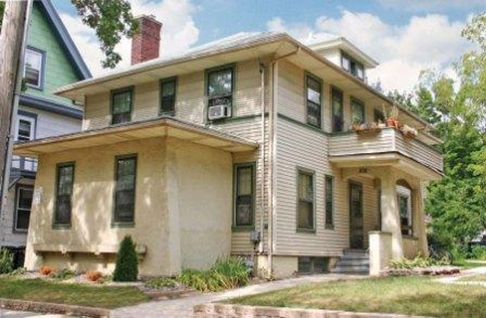 Madison Apartment: 315 N. Franklin St.