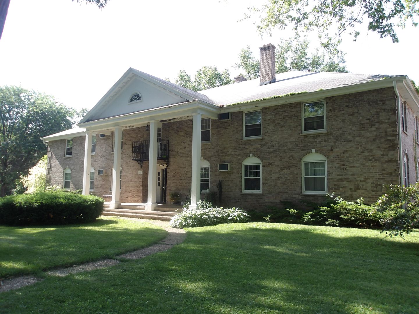 Madison Apartment: 130 Sunny Meade Lane