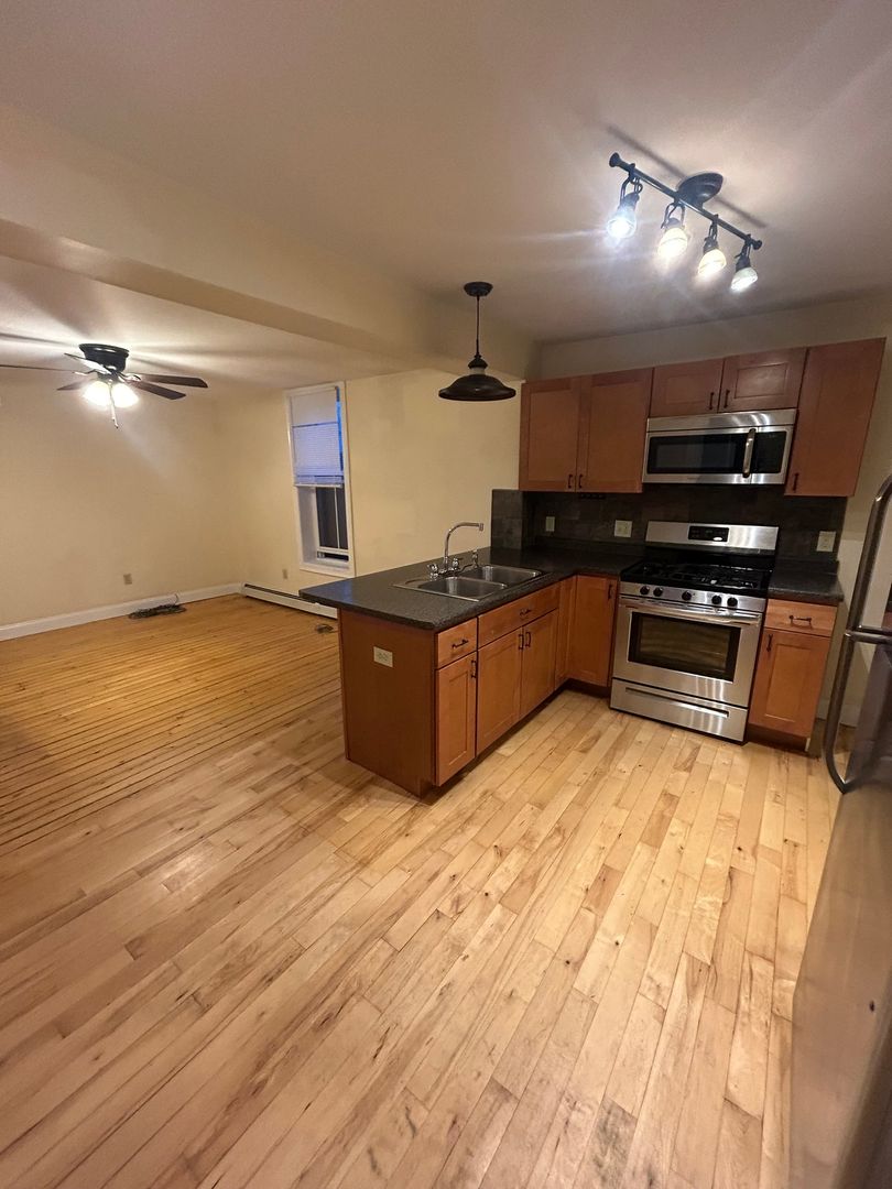 Burlington Apartment: 51 North Union