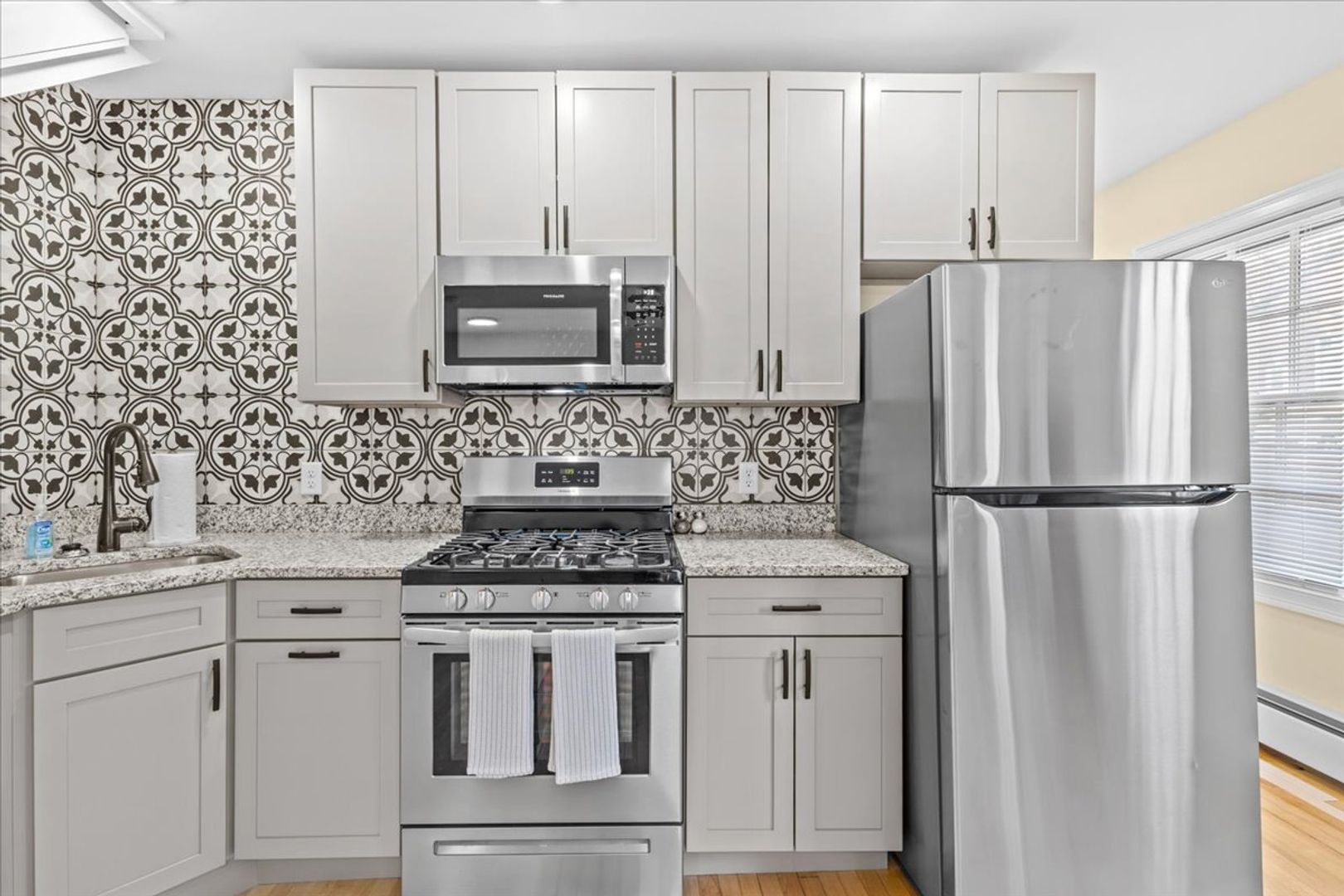 Burlington Apartment: 416 Pearl Street
