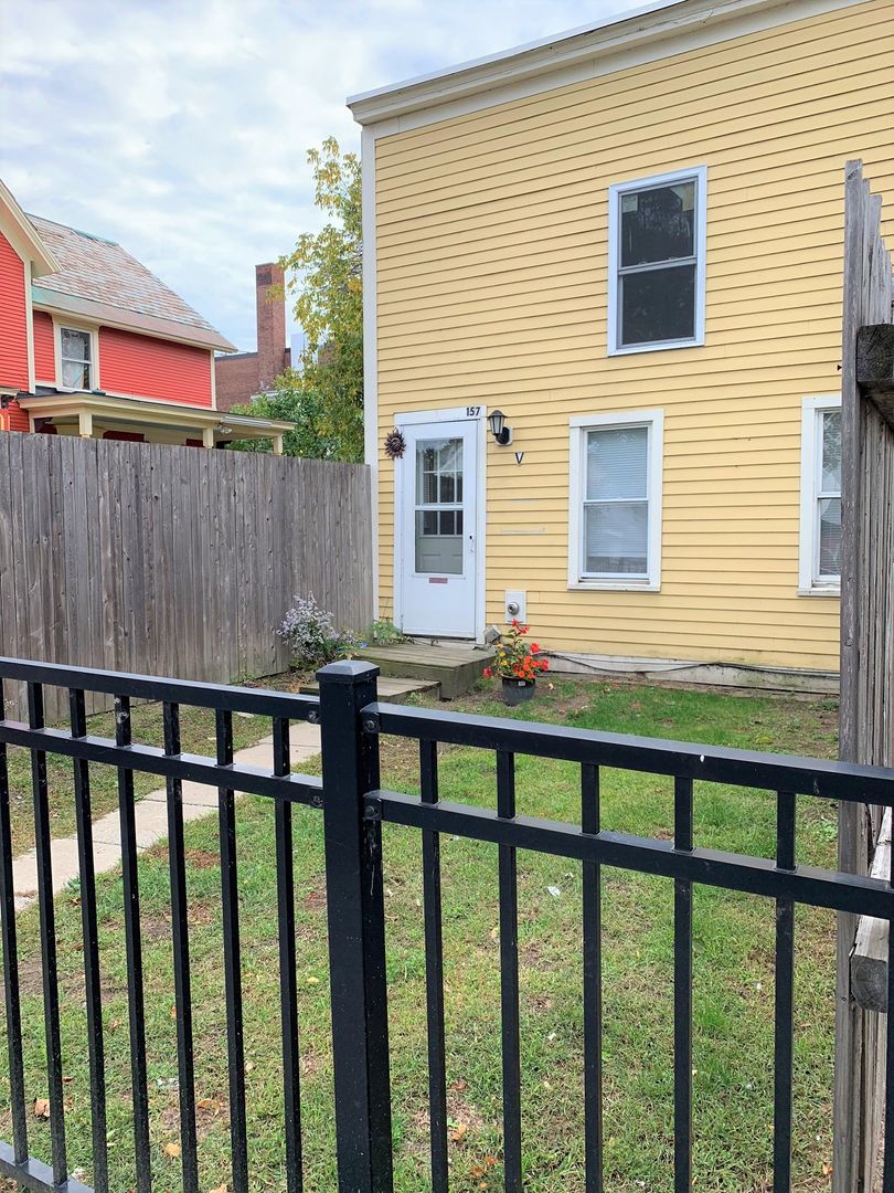 Burlington Apartment: 157 North St