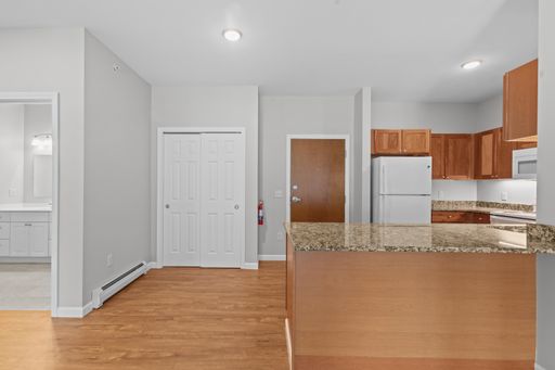 Available Now – Modern 2 Bedroom, 2 Bathroom Apartment in Essex, VT – Heat & Hot Water Included – photo 1
