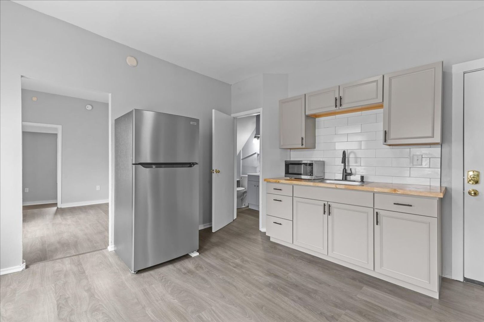 Burlington Apartment: 55-57 Rose Street