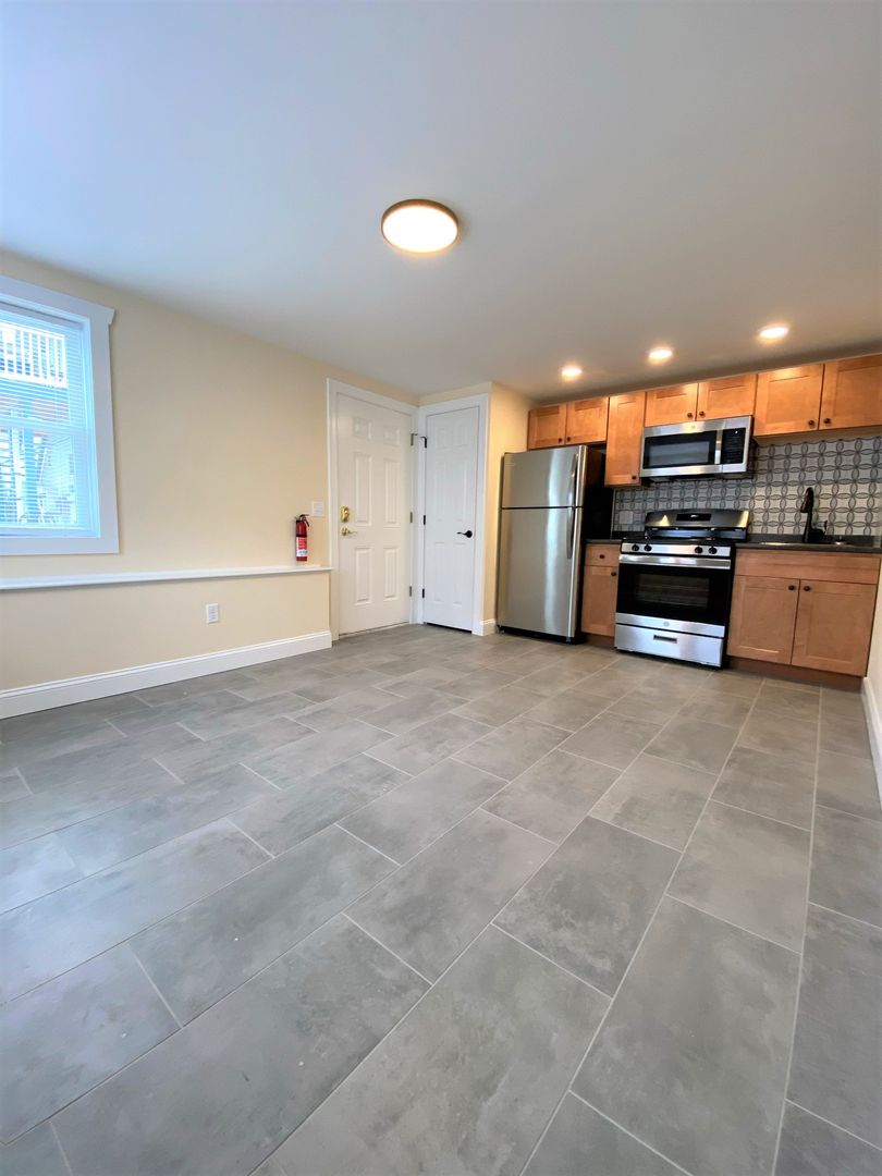 Burlington Apartment: 158 North St
