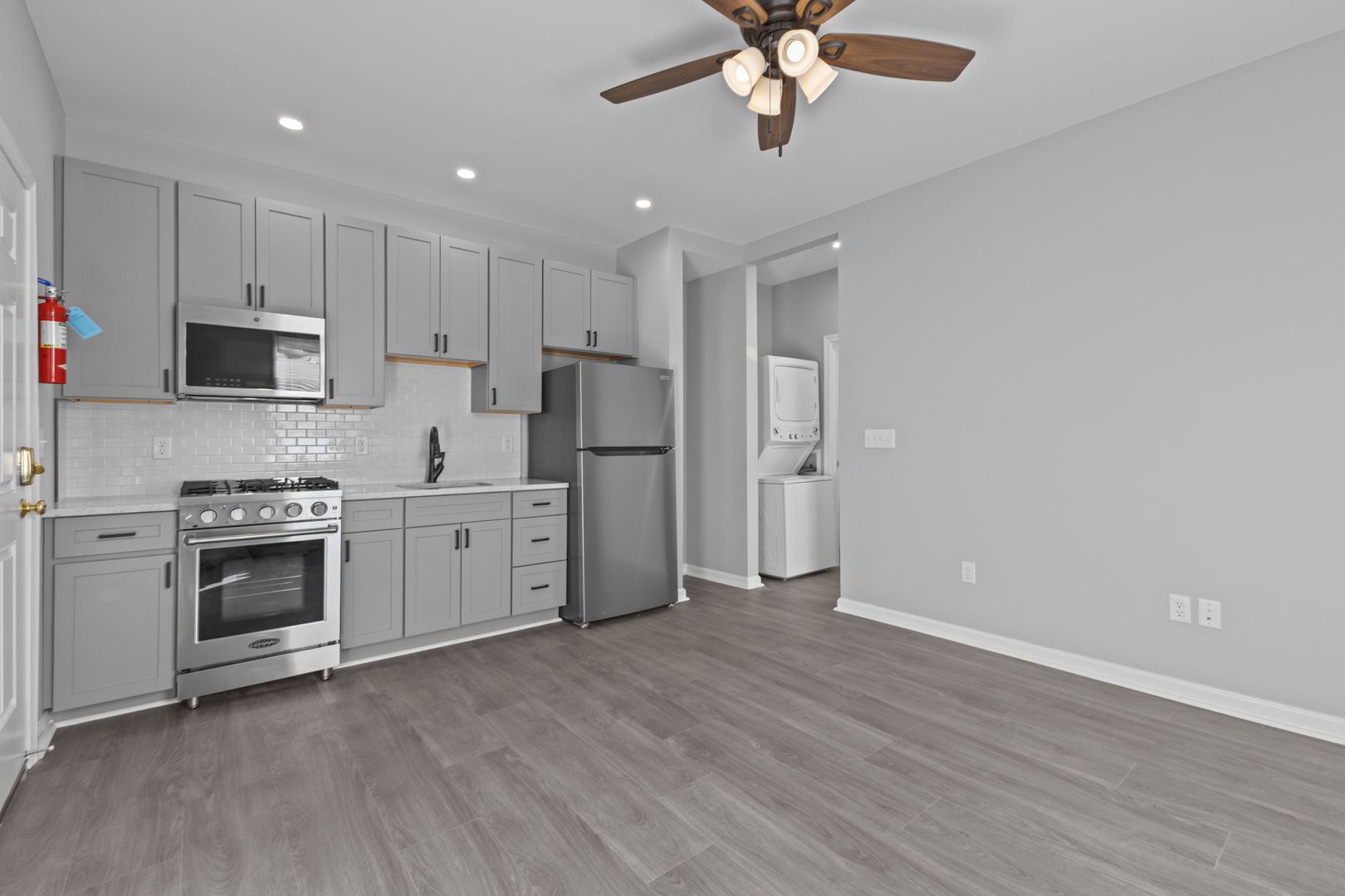 Burlington Apartment: 100 North St