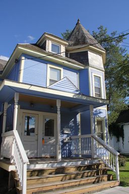 206B N. Winooski Ave - BEAUTIFUL THREE BEDROOM - AVAILABLE June 1st 2027 – photo 1