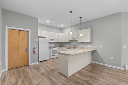 Spacious 2-Bedroom, 2 Bath Apartment at 32 Cottonwood Drive, Apt #301 – Williston, VT! – photo 1