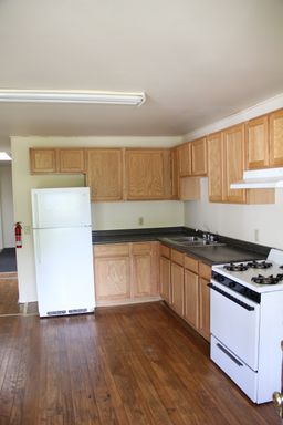 252 North St #4 - Four Bedroom Available For Immediate Move-in – photo 1