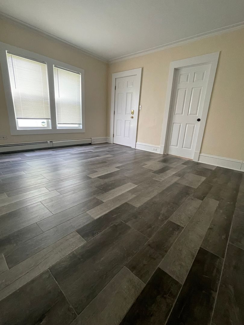 Burlington Apartment: 88-94 Lafountain St