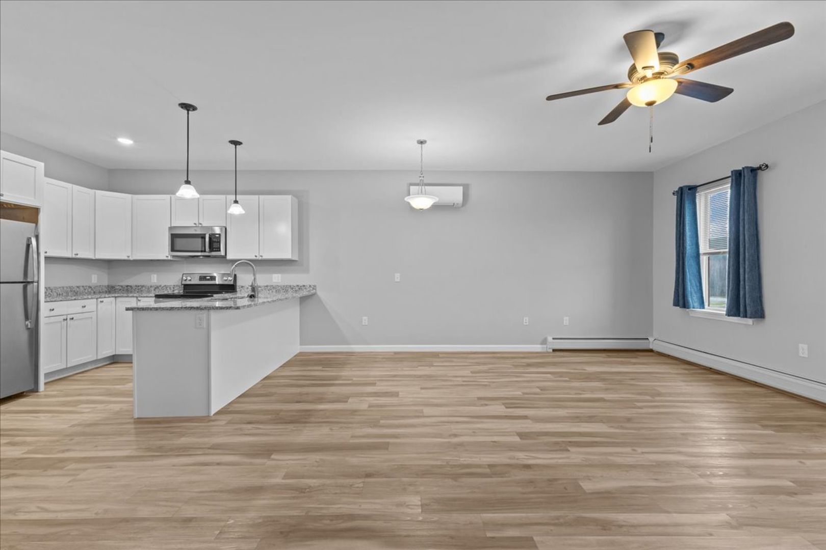 Williston Apartment: 323 Connor Way