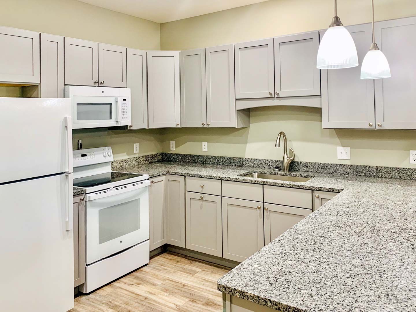 Williston Apartment: 32 Cottonwood Drive